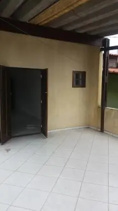 Casa espaçosa para locação no Pq. Savoy City