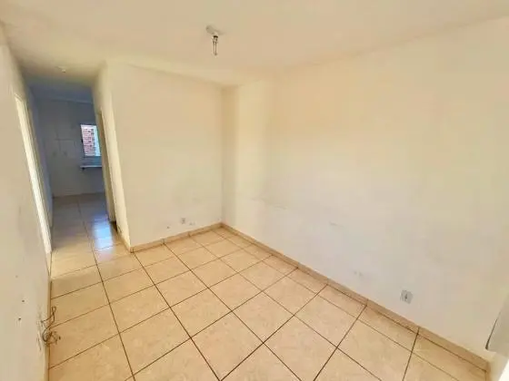 CASA  À VENDA, ESTUDA TROCA, PERMUTA no (a) JARDIM ANTONIO ALFONSO