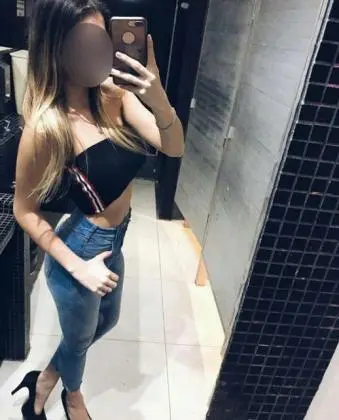 Mineira e iniciante muito safada que chegou para você.