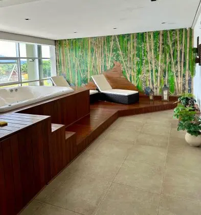 Lindo lote de 300 m2 em Condomínio Fechado Flora Rica I