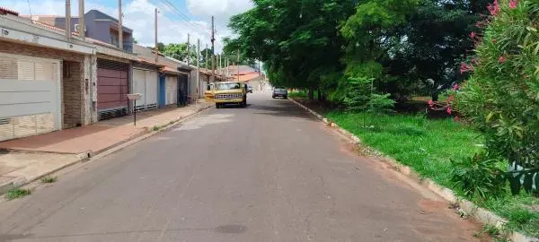 Oportunidade Única no Bairro Jardins de Tatuí: Sobrado Espaçoso e Requintado com Todos os Móveis e Eletrodomésticos Inclusos!