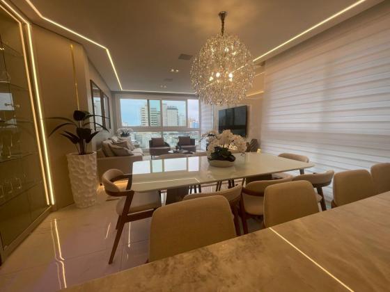 Belíssimo Apartamento em Tramandaí a venda com 2 dormitórios Centro Próximo ao Mar  - La Mirage Home & Club -  Ref: #113
