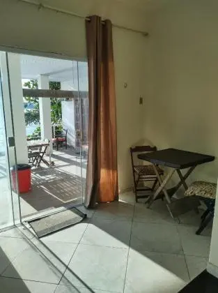 Amplo Apartamento frente para o mar e vista da restinga da marambaia. Barra de Guaratiba, RJ