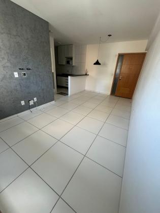 vendo apto em ponta verde quarto e sala semi-mobiliado