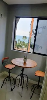 vendo apto mobiliado quarto e sala com vista para o mar