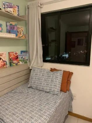 vendo apto pé na areia  andar alto mobiliado com  2 qtos suite 01 vg