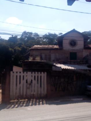 sobrado geminado urgente