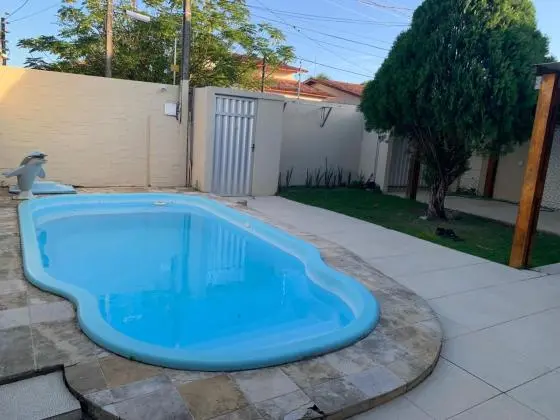 vendo ampla casa em condominio 5 quartos 2 suites lazer completo