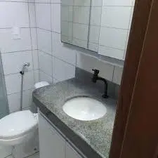 vendo em jatiuca quarto e sala sem mobilia 1 vg