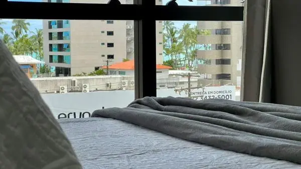 vendo studio em Ponta Verde mopbiliado a uma quadra da praia