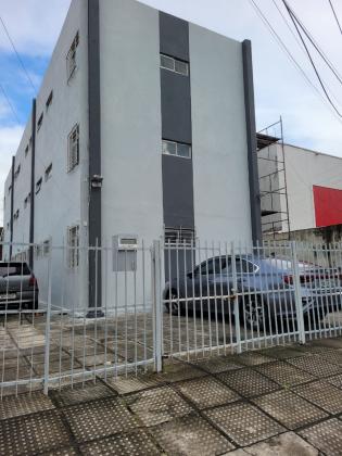 Apartamento com três quartos no Coração da Imbiribeira