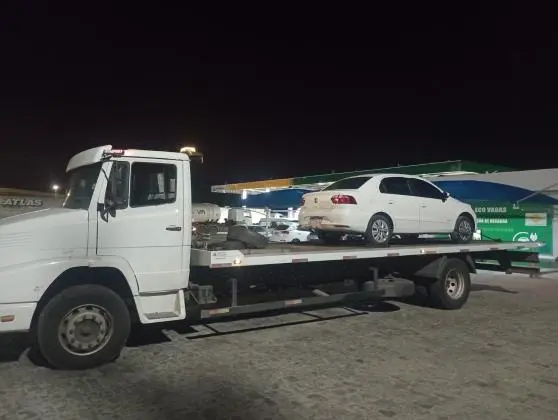 Caminhão de guincho, Orçamento rápido, guincho 24 horas, preço justo, reboque para carros, caminhão, máquinas.