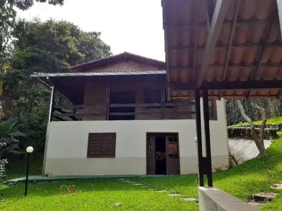 Casa no Condomínio Retiro do Chalé - 03 quartos, 02 suítes