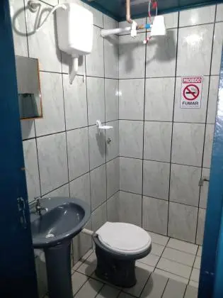 Aluga-se kitinete mobiliada para homens no bairro alto boqueirão em Curitiba.