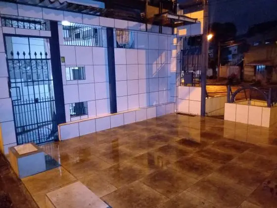 Aluga-se kitinete mobiliada para homens no bairro alto boqueirão em Curitiba.