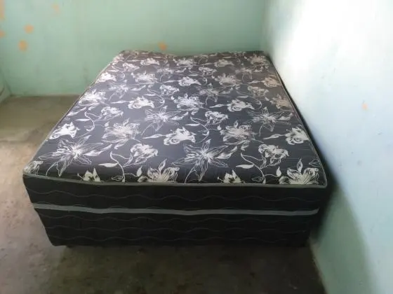 Cama box de casal conjugada