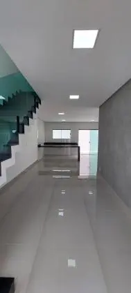 CASA DUPLEX NO ALTO DA BOA VISTA