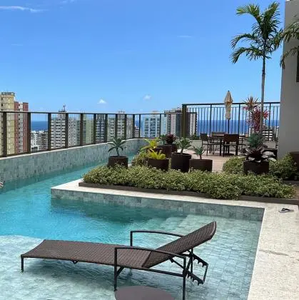 Alugo apartamento na Pituba/Itaigara.