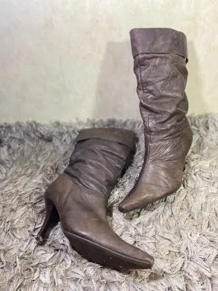Bota Salto Naturali Marrom nº 35
