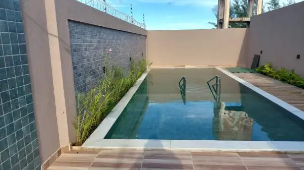 Casas Duplex Prontas em Condomínio Fechado - 2 e 3/4 - Parnamirim - Duas Suítes -72m2