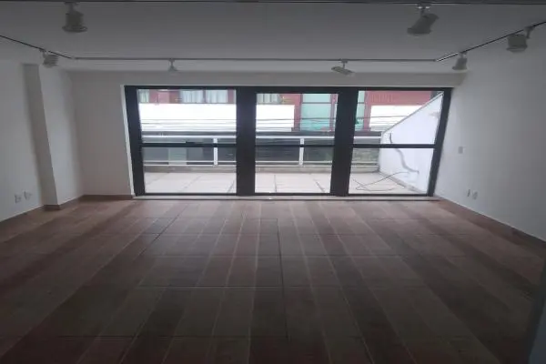 Ampla e bonita sala comercial