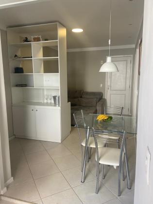 Apartamento à venda em Jurerê, 1 dormitório, próximo à praia!