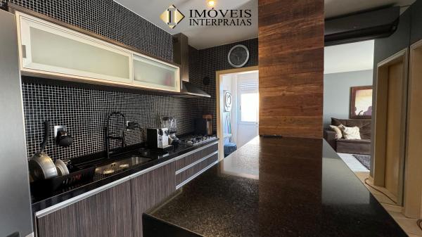 Apartamento Jurerê Internacional, 1 suíte mais lavabo, 70m², mobiliado!