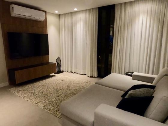 Apartamento novo em Jurerê Internacional, 4 suítes, 220m²!