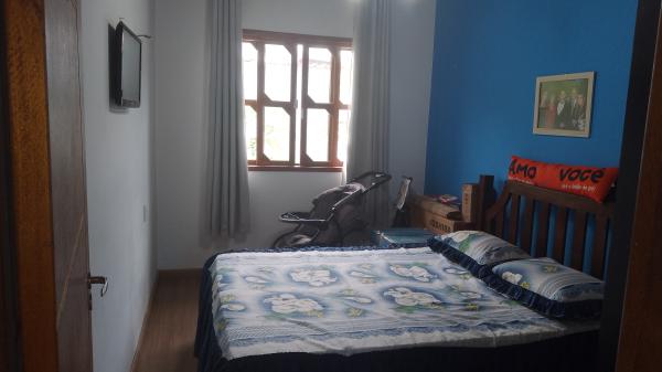 Belíssima Casa no Interior em um Condomínio completo
