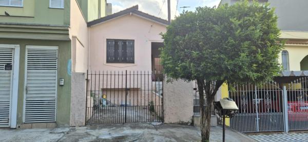 Casa com 3 DORMITÓRIOS á Venda em Camilópolis Santo André-SP