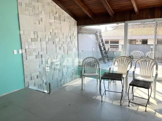Cobertura à venda no Open Shopping em Jurerê Internacional, duplex, sol da manhã!