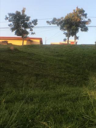 Terreno à venda, com vista espetacular para o final de tarde perfeito!