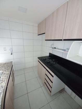 Apartamento com 2 dormitórios à venda, 48 m²