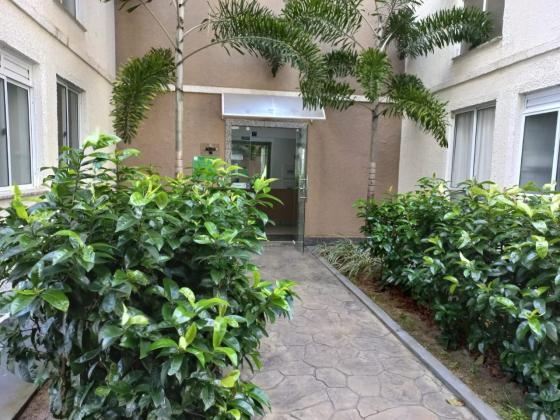 Apartamento com 2 dormitórios à venda, 48 m²