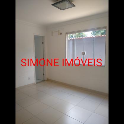 Casa com 03 pavimentos, em Volta Redonda, Bairro Jardim Tiradentes