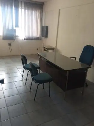 Sala Comercial Centro Empresarial Serravalle