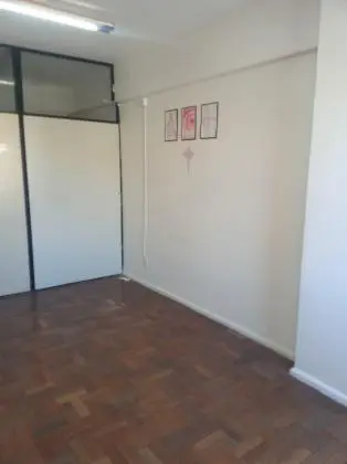 Sala Comercial Centro Empresarial Serravalle
