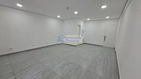 SALA COMERCIAL/ Locação de 42 m² em Vila Mathias - Santos - SP