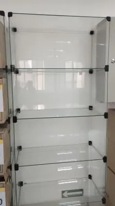 Estante de vidro