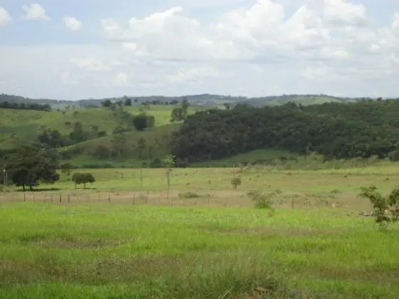 Lote 1.700m² em Crucilândia/Bonfim MG- Financia