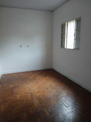 CASA TÉRREA NO BAIRRO MOGILAR ( CENTRO ) EM MOGI DAS CRUZES