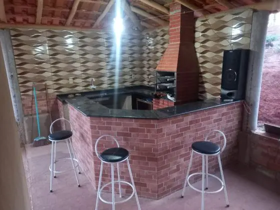Chácara 15.000 m² com pomar produzindo, casa nova a 25 min de Montes Claros MG