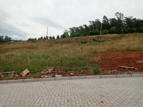 Terrenos financiados em até 50X direto com a Urbanizadora