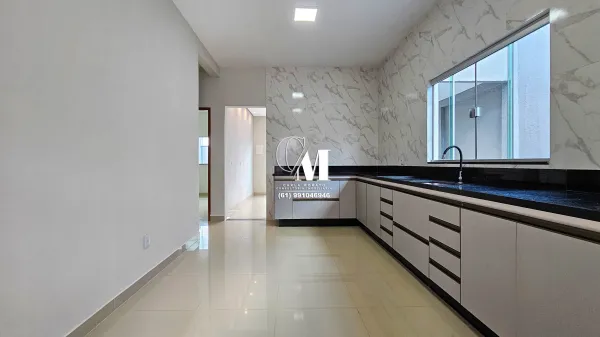 Casa Térrea Moderna no Alto Camping Club com Piscina Privativa e Espaço Gourmet