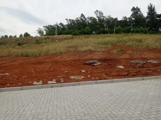 Terrenos financiados em até 50X direto com a Urbanizadora