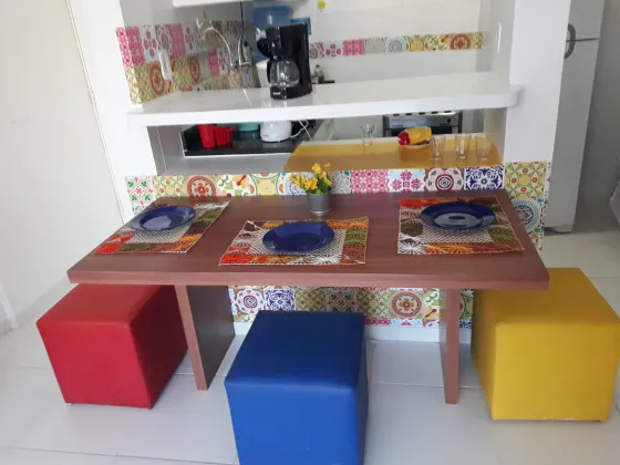 vendo apto quarto e sala mobiliado 2 quadras da praia de Ponta Verde