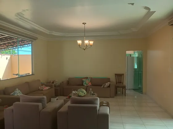 Casa 3 Suítes com Closet - Pq. das Laranjeiras