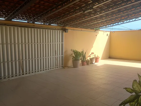 Casa 3 Suítes com Closet - Pq. das Laranjeiras