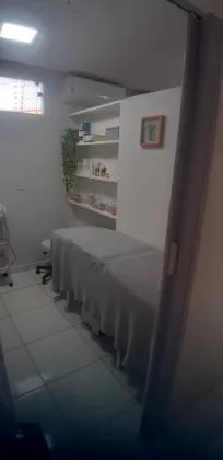 Casa ampla com ponto comercial em excelente localização