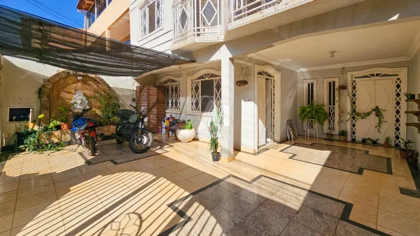 Oportunidade imperdível: Casa completa e sofisticada à venda! Localizada em um dos bairros mais tranquilos do Riacho Fundo.